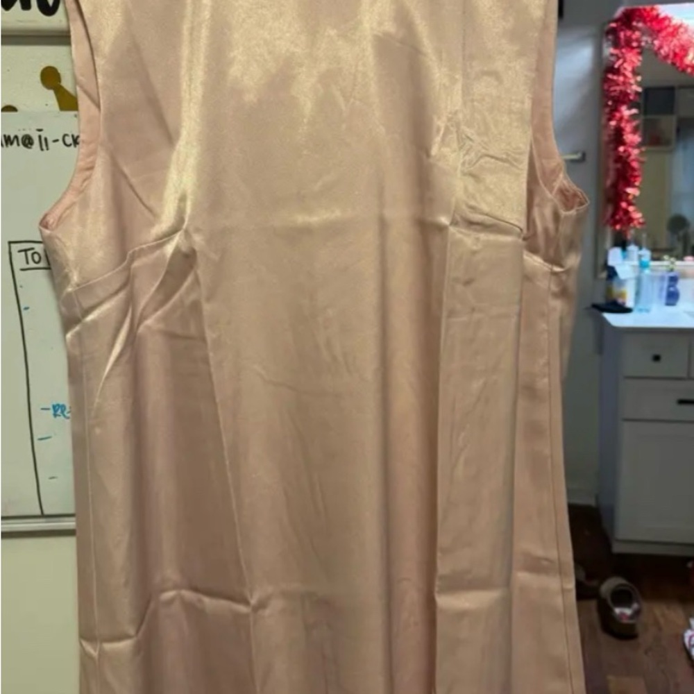 Elegant Pink Sleeveless Dress